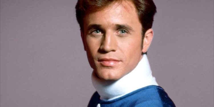 GO GO POWER RANGERNS: Ranger Azul é confirmado na CCXP