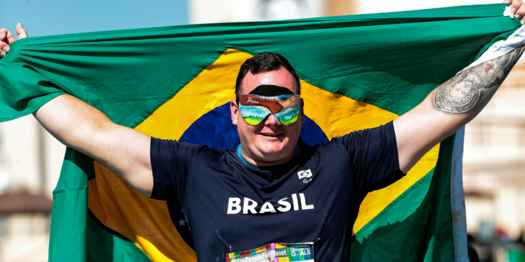 Brasil conquista 10ª medalha de ouro na madrugada desta quarta-feira, 13, no Mundial de Atletismo, em Dubai