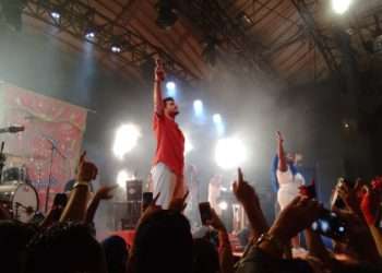 Finzinho de carnaval com gosto de coração partido  no Circo Voador com Jão