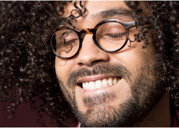 César Lacerda lança videoclipe da canção “Isso Também Vai Passar” com a colaboração de 200 pessoas de 21 países