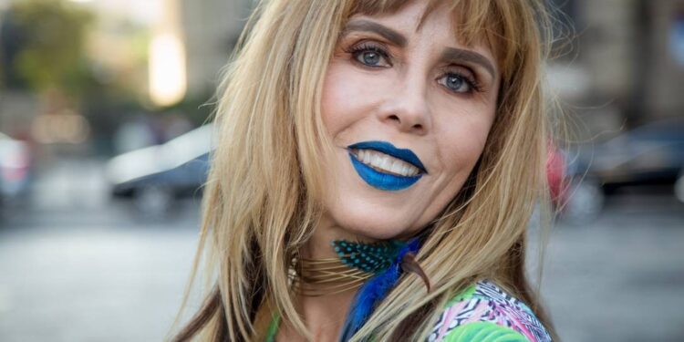 Após dueto com Gerson King Combo, Marysa Alfaia disponibiliza a versão solo de “Eu Parei”