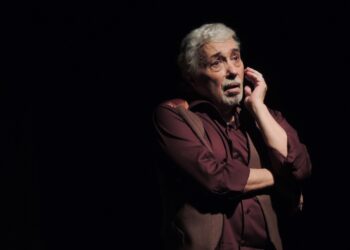 Pedro Paulo Rangel volta com “O Ator e o Lobo” no Teatro Laura Alvim