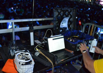 Inovação em Acessibilidade no Festival The Town: Áudio Descrição à Distância ao Alcance de Todos