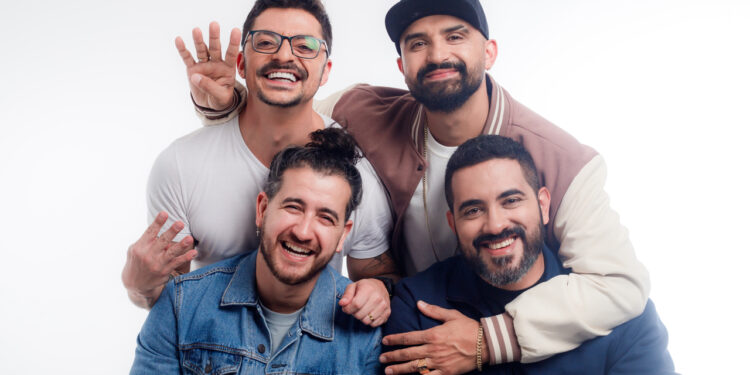 “4 Amigos” Celebram 10 Anos com a Retomada de “Fila de Piadas” em Turnê de Grande Sucesso