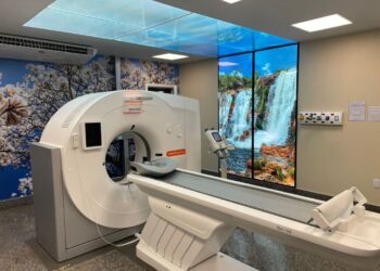 Cinco mil atendimentos marcam o primeiro ano do serviço de tomografia no HEF