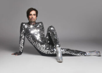 Johnny Hooker: Duas Décadas de Paixão e Intensidade Musical