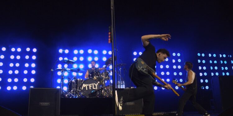 Mcfly encerra turnê “Power to Play” no Rio de Janeiro com setlist especial