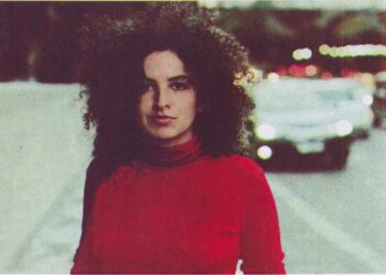 Dora Morelenbaum lança Pique, seu álbum de estreia, com show no Teatro Rival Petrobras