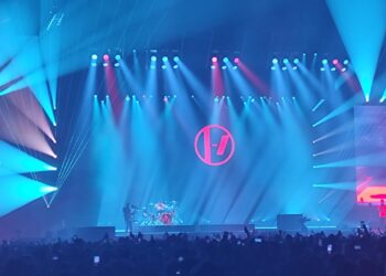 Twenty One Pilots emociona no Rio de Janeiro com show vibrante