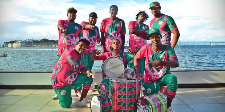 ‘Griôs da Pequena África’ estreia no pré-carnaval do Rio com blocos afros