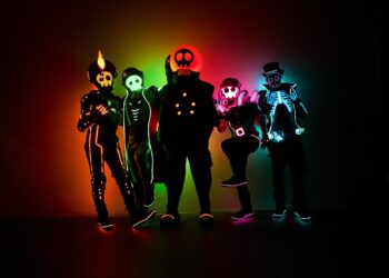 The Living Tombstone traz turnê mundial ao Brasil com show em São Paulo