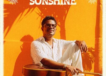Alexandre Carlo mergulha na brasilidade e no afrobeat em “Sunshine”
