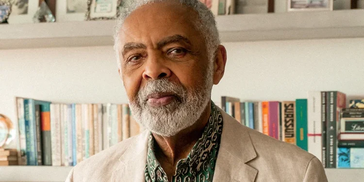 Gilberto Gil se despede dos palcos com a turnê “Tempo Rei” em show imersivo e acessível