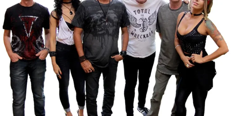 Blitz Eletriza o Brasil com a Turnê “Agora é a Hora”: Um Caldeirão de Ritmos e História