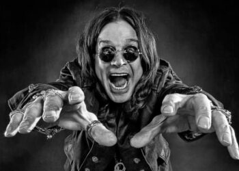 Lenda do rock morreu aos 76 anos, três semanas após seu último show com o Black Sabbath