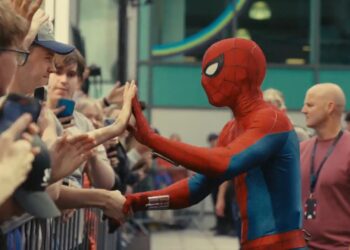 Gravações de Homem-Aranha: Um Novo Dia estão paralisadas, mas a produção segue a todo vapor nos bastidores.