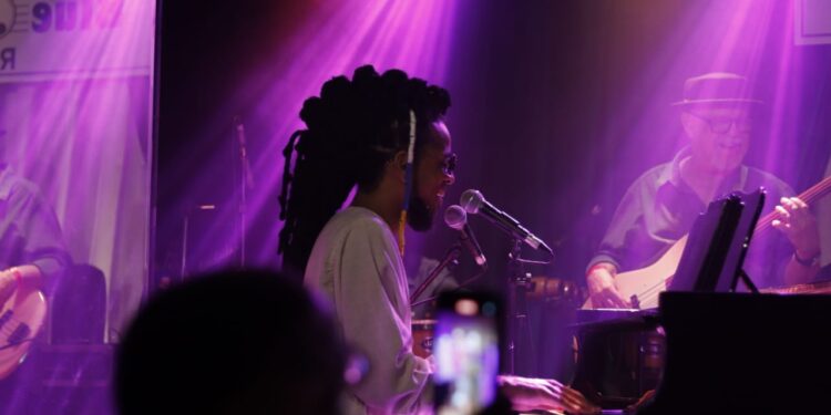 Milton Nascimento recebe homenagem em show gratuito no Centro do Rio