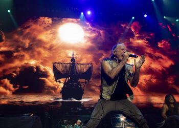 O Voo de Ouro: Iron Maiden celebra 50 anos com espetáculo  na América Latina