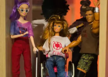 Museu dos Brinquedos inaugura serviço de audiodescrição, com legendas em braile e atendimento em libras