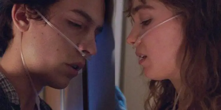 Bienal: Rachael Lippincott  autora de “A Cinco Passos de Você” conta sua  experiência no processo de criação da história