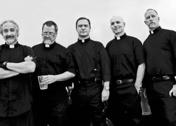 Após quatro anos, Faith No More anuncia retorno aos palcos.
