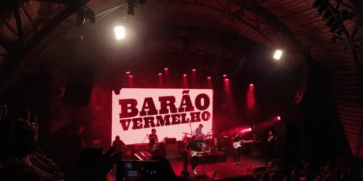 Lançamento de inéditas marca show do Barão Vermelho no Circo Voador