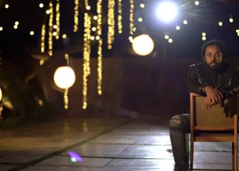 COM TEMÁTICA LGBTQI+, O GRUPO PRETO NO BRANCO LANÇA O CLIPE DE “MEU LUGAR É SEU AMOR”