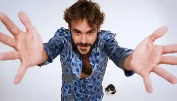 2a edição do Festival Lá de Casa chega   nos dias 14, 15 e 16 de maio em plataforma própria