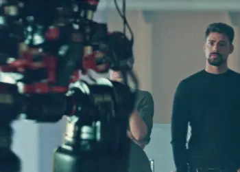 Afonso Poyart lança filme inédito que imagina um futuro sem limites para o esporte paralímpico