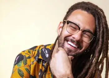 Com Atitude 67, Gabriel Elias anuncia single e novas participações em álbum