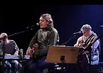14 BIS ACÚSTICO NO TEATRO J SAFRA