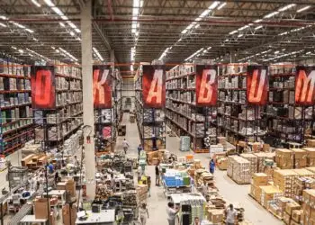 KaBuM! Bate Recorde na Black Friday 2023: Vendas Equivalentes a 10 Torres Eiffel de PS5 e Crescimento de 26% em Relação ao Ano Anterior