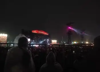 Acessibilidade no Lollapalooza: Pesquisa revela dificuldades enfrentadas por pessoas com deficiência