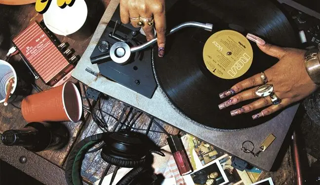 Duquesa lança novo single ‘Tá Eu e a Nicole’ como manifesto pela liberdade e amizade