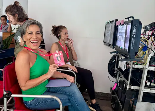 Gloria Pires estreia como diretora em “Sexa”, filme sobre envelhecimento e amor, rodado no Rio de Janeiro