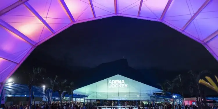 Réveillon Tropical estreia na Arena Jockey com Ludmilla, Ferrugem e atrações de peso