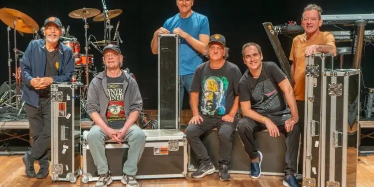 The Fevers Celebram 60 Anos de Sucesso com Turnê Nacional