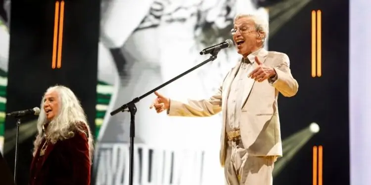 Maria Bethânia e Caetano Veloso anunciam nova data no Rio de Janeiro e show extra em Salvador