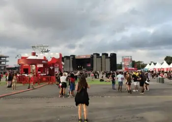 Libras no Lollapalooza 2025: Confira como está sendo realizado o serviço no festival