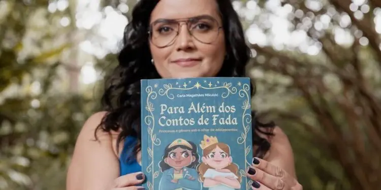 O Conto de Fadas Contemporâneo: Princesas Disney e a Complexa Percepção de Gênero entre Adolescentes